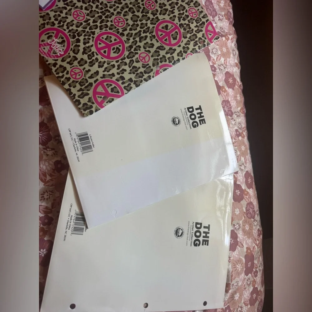 Adorable! Early 2000’s Girly Portfolio folders